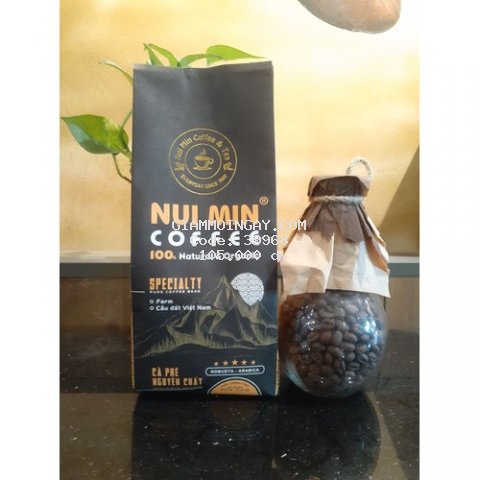 Cafe nguyên chất Platinume, đóng gói 500 gram, thành phần: Robusta chế biến ướt, robusta honey và Arabica vị Champage