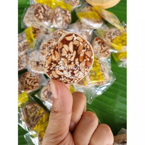 Kẹo chuối cuộn đậu phộng truyền thống 100gr